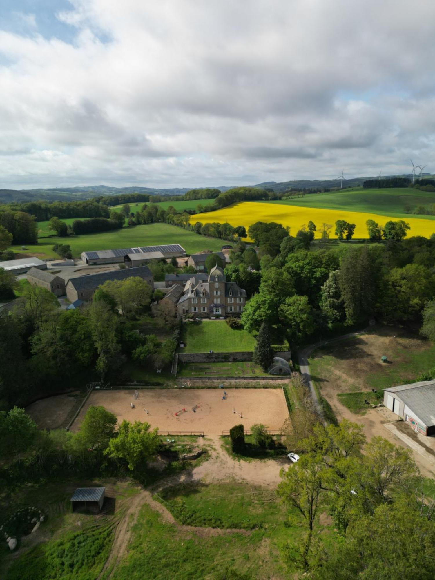 Le Domaine De Linars - L'Aile Du Chateau Villa Le Truel Bagian luar foto